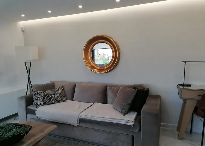 The Lop Athens Holidays Luxury Suites